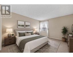 102 - 217 THAMES STREET S - 27