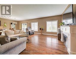 47 GRAYDON DRIVE - 11