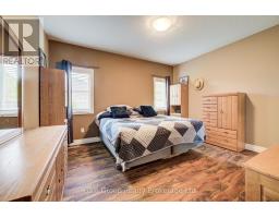 47 GRAYDON DRIVE - 19