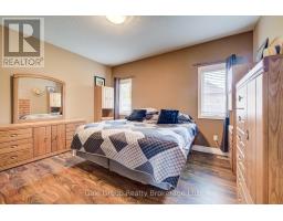 47 GRAYDON DRIVE - 20