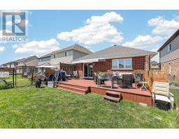 1380 CAEN AVENUE - 9