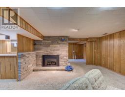 74 PINE STREET W - 33