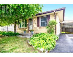 34 DUDLEY CRESCENT - 1