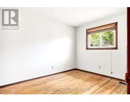 34 DUDLEY CRESCENT - 14