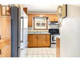 34 DUDLEY CRESCENT - 6