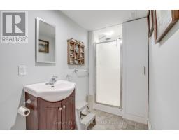683 COLLEGE AVENUE - 16