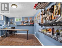 256 MARKWELL STREET - 25