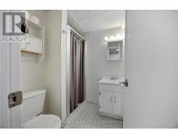 88 HILLSIDE AVENUE - 32