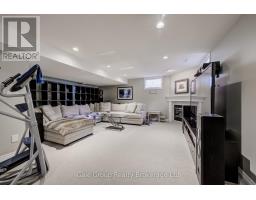 472 LAKEVIEW DRIVE - 33