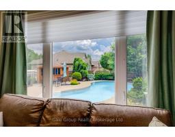 472 LAKEVIEW DRIVE - 9