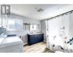 11 WOOD STREET W - 25