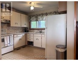 1776 COCKSHUTT ROAD - 11