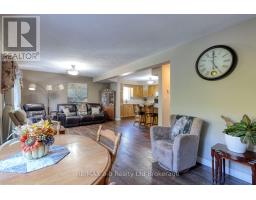 11 CORNISH CRESCENT - 12
