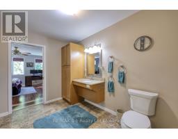 11 CORNISH CRESCENT - 16