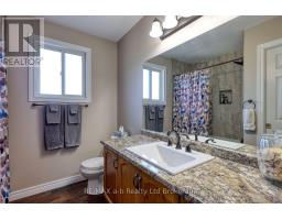 11 CORNISH CRESCENT - 25