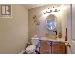 11 CORNISH CRESCENT - 6