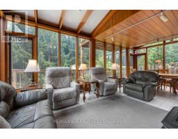 13 SEGAL DRIVE - 15