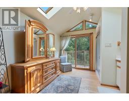 13 SEGAL DRIVE - 21