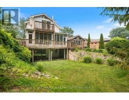 13 SEGAL DRIVE - 32