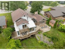 13 SEGAL DRIVE - 33