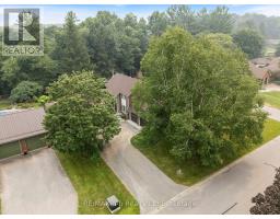 13 SEGAL DRIVE - 4