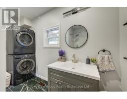 213 ALBERT STREET - 40