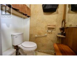 242 WONHAM STREET S - 12