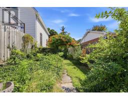 242 WONHAM STREET S - 29