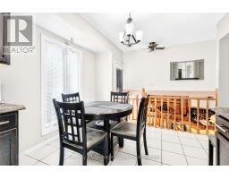 18 LOCUST CRESCENT - 11