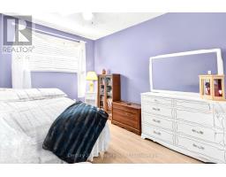 18 LOCUST CRESCENT - 14
