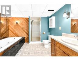 18 LOCUST CRESCENT - 20