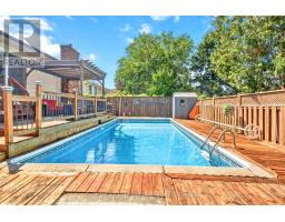 18 LOCUST CRESCENT - 26