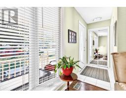 18 LOCUST CRESCENT - 5