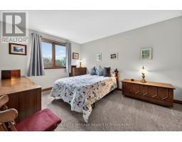 174 METCALFE STREET - 15
