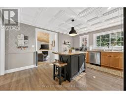 4 SOUTH STREET - 22