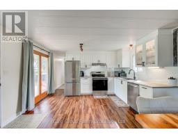 32 PINEVIEW AVE AVENUE - 20