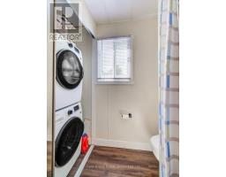32 PINEVIEW AVE AVENUE - 31