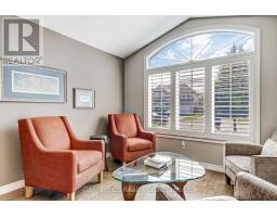 402 FAIRWAY ROAD - 4