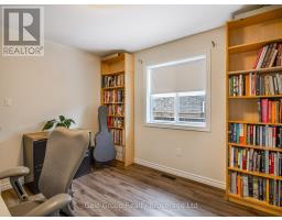 34 TARTAN DRIVE - 27