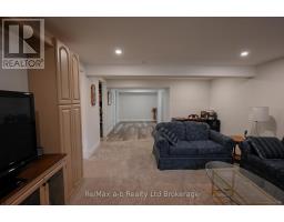 11 MCDONALD COURT - 21