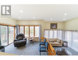 4 BURDOCK COURT - 12