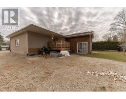 4 BURDOCK COURT - 27