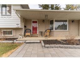 4 BURDOCK COURT - 3
