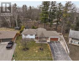 4 BURDOCK COURT - 32