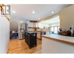 4 BURDOCK COURT - 7