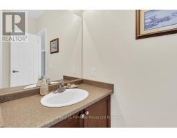 216 PALMER LANE - 21