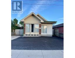 1169 OXFORD STREET E - 1