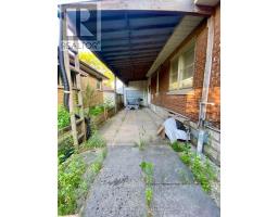 1169 OXFORD STREET E - 27
