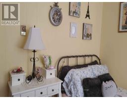 91 ROLPH STREET - 12