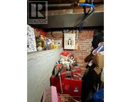 91 ROLPH STREET - 40